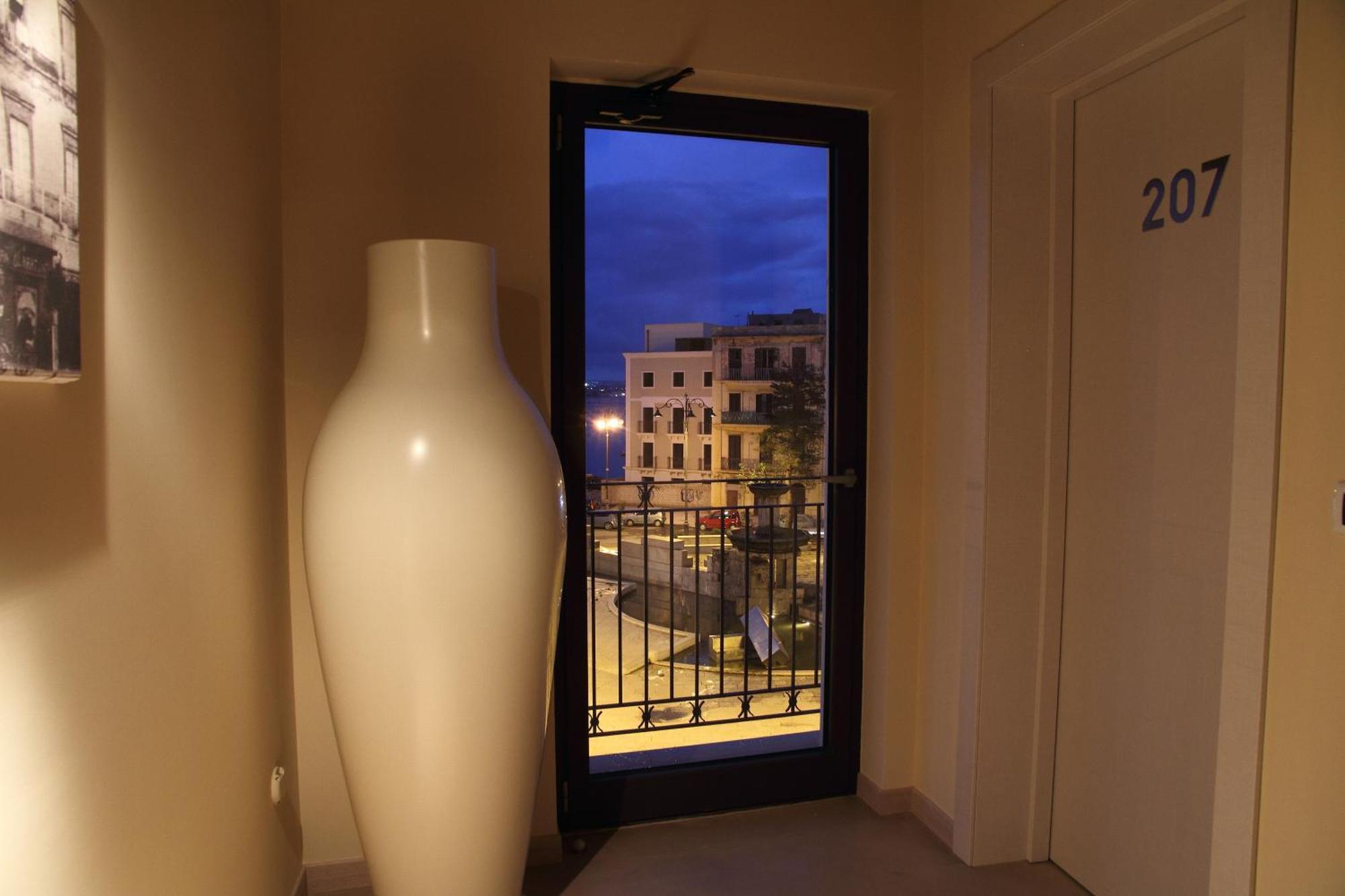 Albergo Del Sole Таранто Экстерьер фото