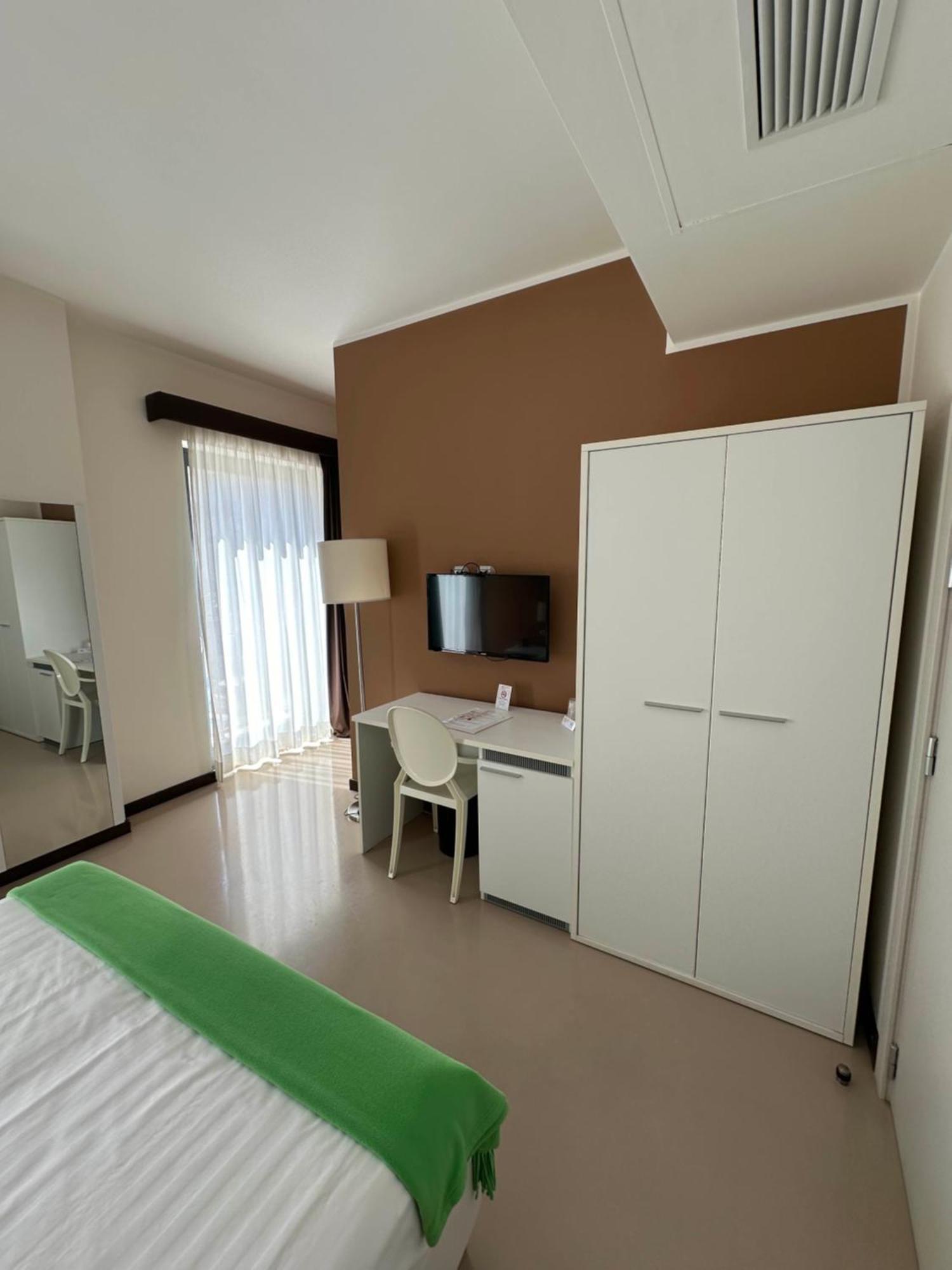 Albergo Del Sole Таранто Экстерьер фото