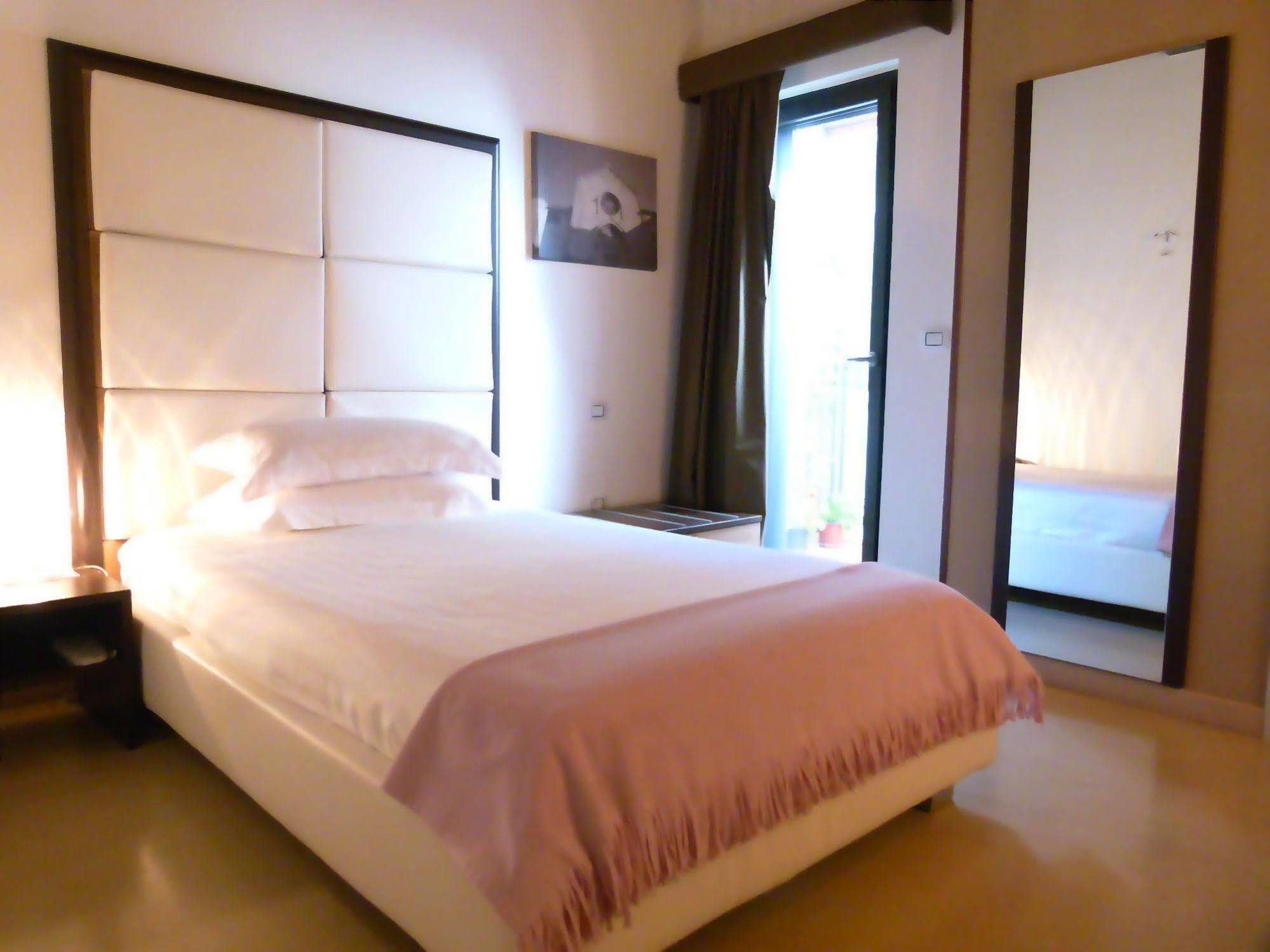 Albergo Del Sole Таранто Экстерьер фото