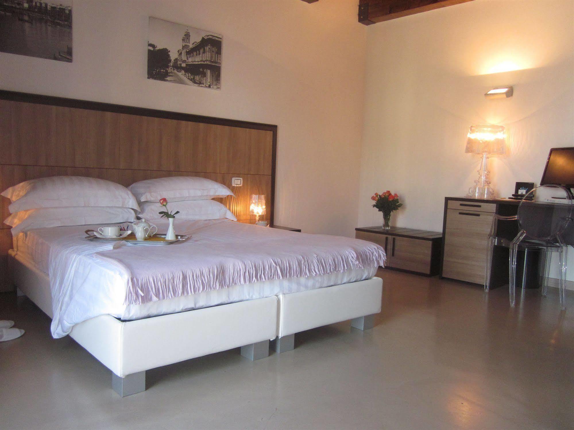 Albergo Del Sole Таранто Экстерьер фото